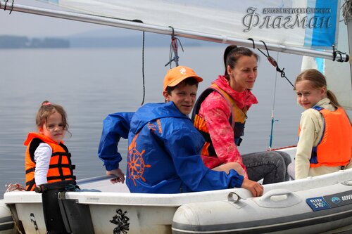 Фоторепортаж с парусной практики флотилии Флагман, прошедшей в июне 2017 года.